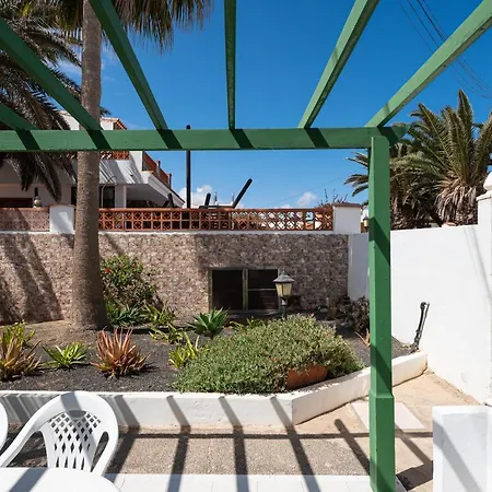 Homeforguest With Pool And Terrace 1 Min From The Apartment *