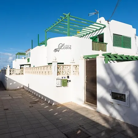 Homeforguest With Pool And Terrace 1 Min From The * Corralejo