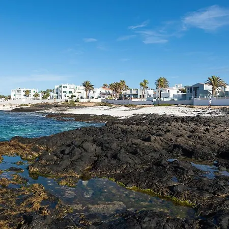 Apartment Homeforguest With Pool And Terrace 1 Min From The Corralejo